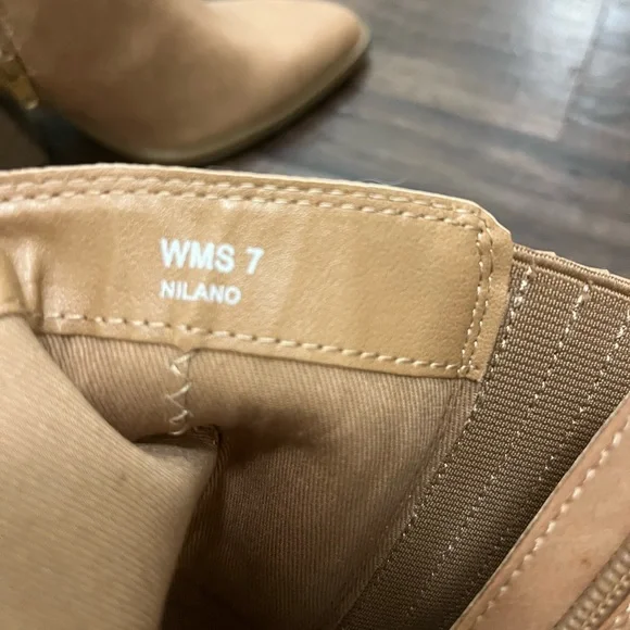 Dolce Vita Tan Heel Booties - Picture 5 of 6